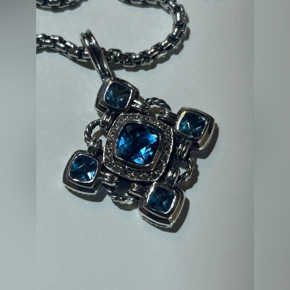 David Yurman Sterling Blue Topaz Diamond Accent Maltese Cross Pendant Box Chain - Picture 4 of 10